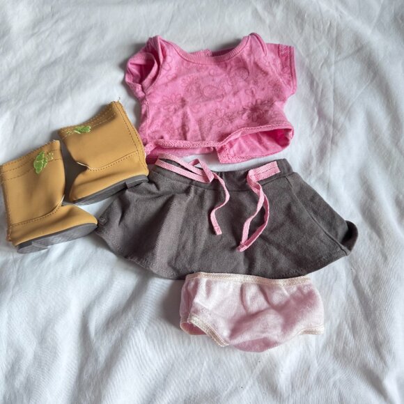 GUC American Girl Doll Clothes & Accessories Lot #2 - Picture 10 of 10